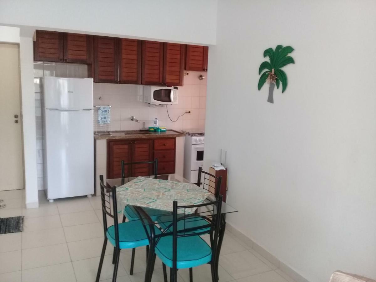 Ap na Avenida da Praia Caraguatatuba Exterior foto